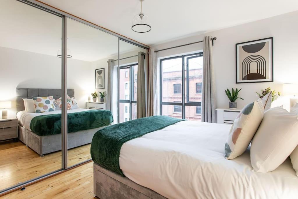 Best City Centre Luxurious Home Free Parking ベルファスト エクステリア 写真